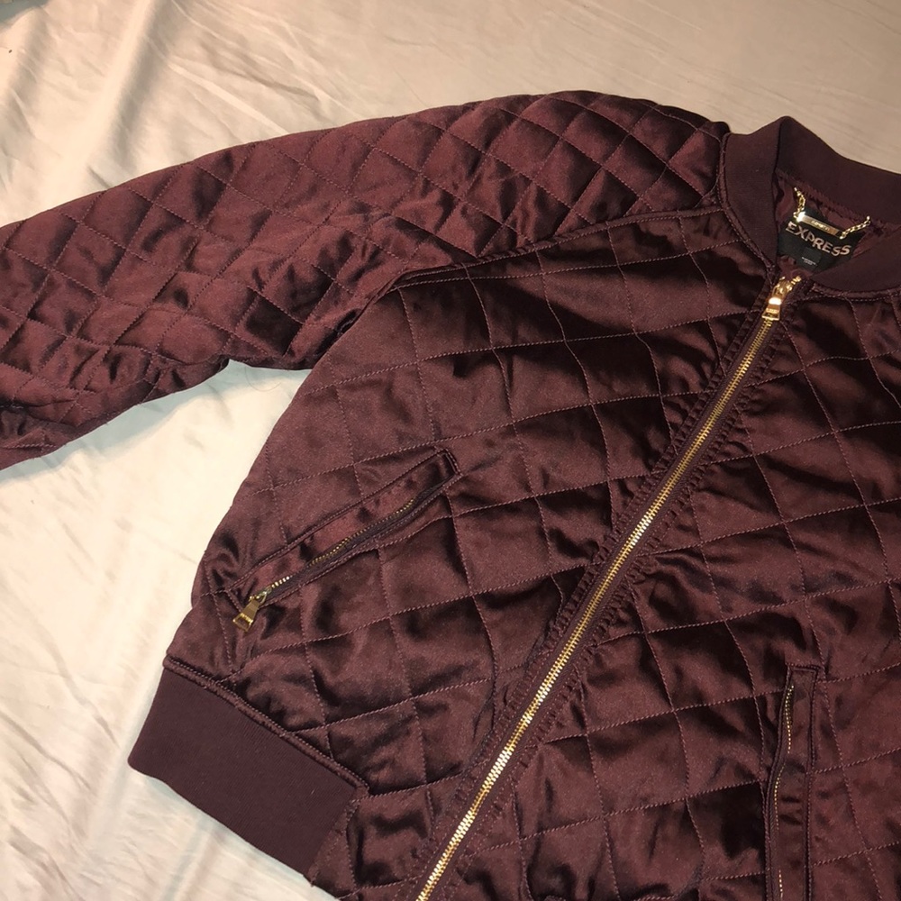 Express burgundy quilted bomber jacket - Picture 2 of 6